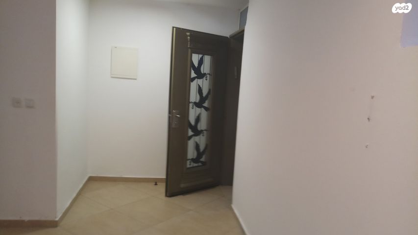 יחידת דיור, אנפה 13, שלומית, שלומי