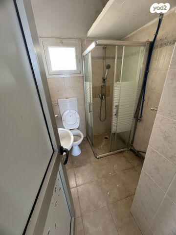 דירה, יצחק שדה 2, גבעת הרקפות, גבעת תל חי, קרית אתא