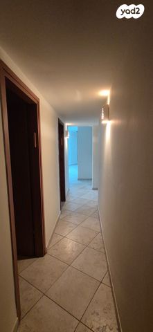 דירה, הנרי קנדל 10, העיר העתיקה, רמב"ם, דרום, באר שבע