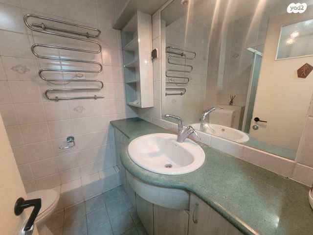 דירה, האורן 11, כתף, כרמיאל