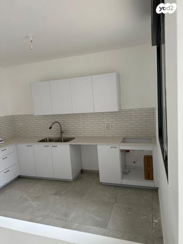 דירה, הרב אברהם זקן 1, מורדות ארנונה, ירושלים