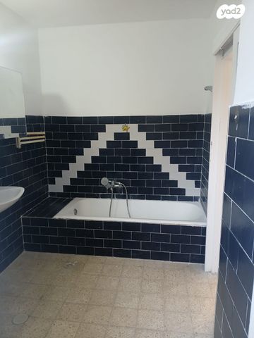 דירה, הרימונים 1, גן רש"ל, הרצליה