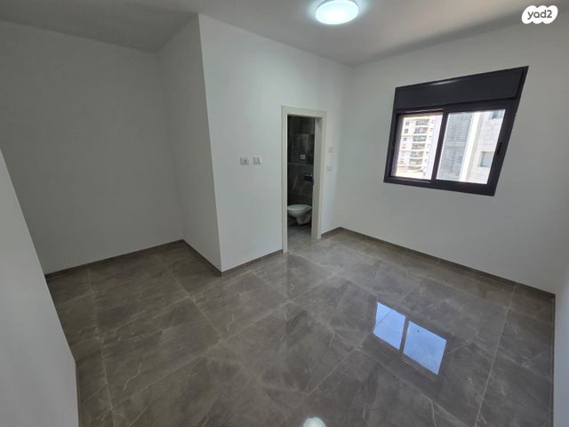 שדרות כצנלסון 1