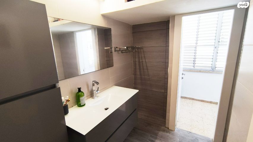 דירה, שדרות חיים וייצמן 67, צפון מערב מרכז העיר, נתניה