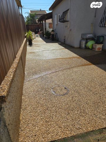 בית פרטי/ קוטג', עזרא 21, שיכוני המזרח, ראשון לציון