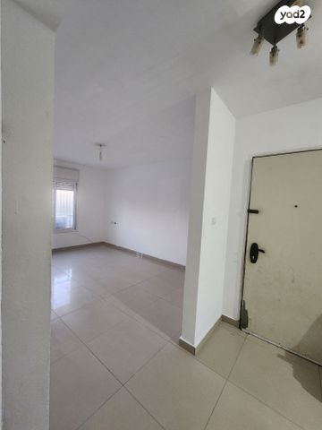 דירה, שביל יוסף שפירא 38, גבעת ציון וגבעת הפרחים, אשקלון