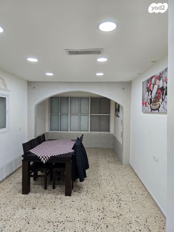 בית פרטי/ קוטג', עזרא 21, שיכוני המזרח, ראשון לציון