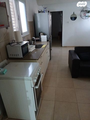 דירה, יחזקאל 62, נאות הנביאים, שדרות