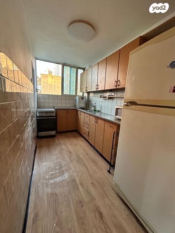 דירה, אח"י דקר 15, נווה שרת, תל אביב יפו