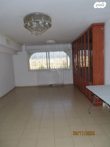 דירה, הרוזמרין 4, גילה, ירושלים