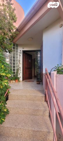 בית פרטי/ קוטג', יגאל אלון 6, מושבה מרכז, זכרון יעקב