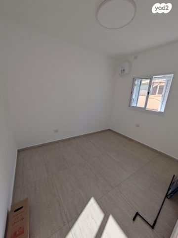 דירה, אורלנסקי 13, מחנה יהודה, פתח תקווה