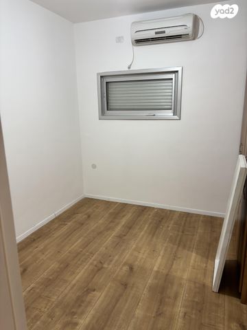 בית פרטי/ קוטג', תמר 38, שאר העיר, עומר