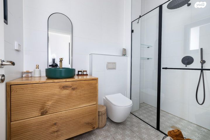 גג/ פנטהאוז, הכרמל 1, נאות שז"ר, יבנה