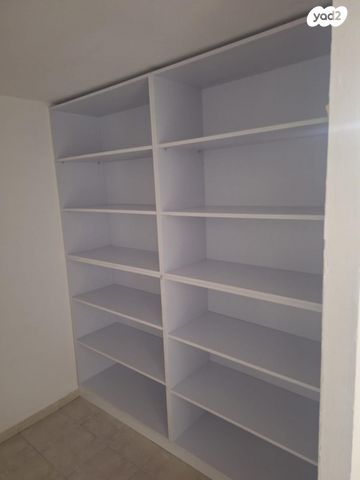 דירה, הרב קוק 5, שכונת האוצר, חדרה