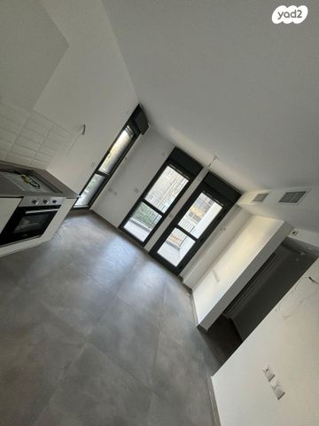 דירה, מירון 1, נווה שאנן, תל אביב יפו