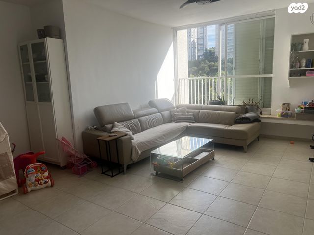 דירה, קרן היסוד 16, רוממה, חיפה