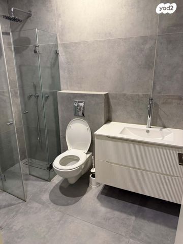 יחידת דיור, עין זיוון 10, נווה דקלים, ראשון לציון