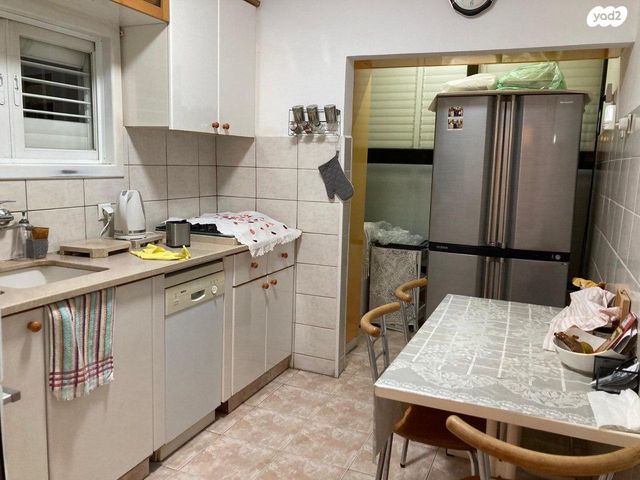 דירה, השלושה 17, עמידר, בת ים