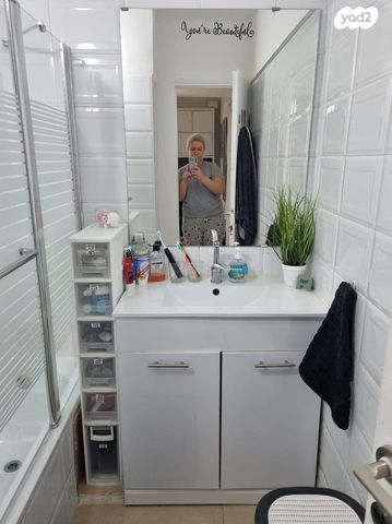 דירה, דרך משה דיין 40, נווה ברבור, כפר שלם מערב, תל אביב יפו