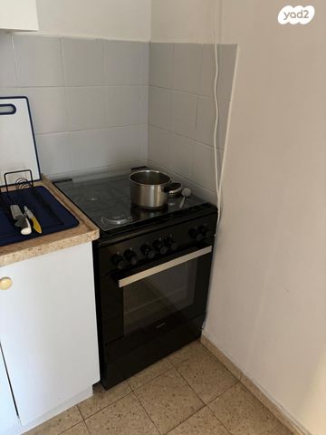 דירה, הבשור 6, גני אביב, לוד