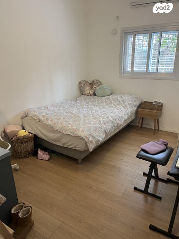 בית פרטי/ קוטג', אלמוגן 23, בני דרור, בני דרור