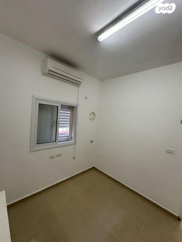 דירה, הרב בר אילן 20, הפועל המזרחי ה', שיכון ה', בני ברק