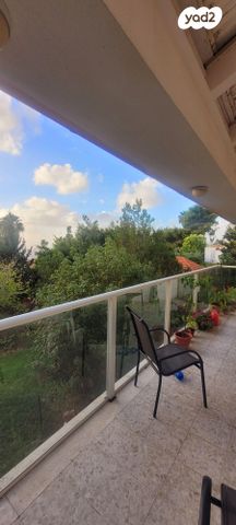 בית פרטי/ קוטג', יגאל אלון 6, מושבה מרכז, זכרון יעקב