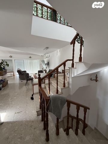 סאבלט, גולדה מאיר 17, רמת גולדה, חיפה