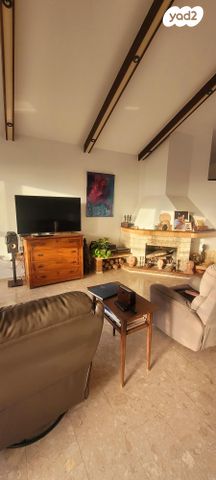 בית פרטי/ קוטג', יגאל אלון 6, מושבה מרכז, זכרון יעקב