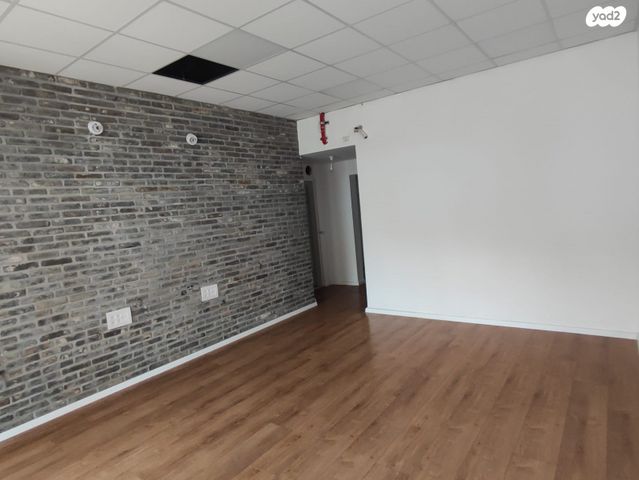 שדרות החוצבים 20