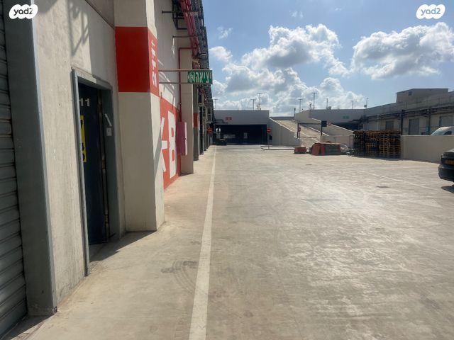 מבני תעשיה, האלה 2, תל צור, אבן יהודה