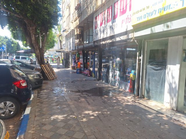 חנויות/ שטח מסחרי, שמואל הנציב 15, צפון מערב מרכז העיר, נתניה