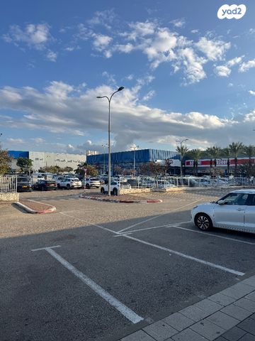חנויות/ שטח מסחרי, יהודה איתין 1, אזור תעשיה מפרץ, חיפה