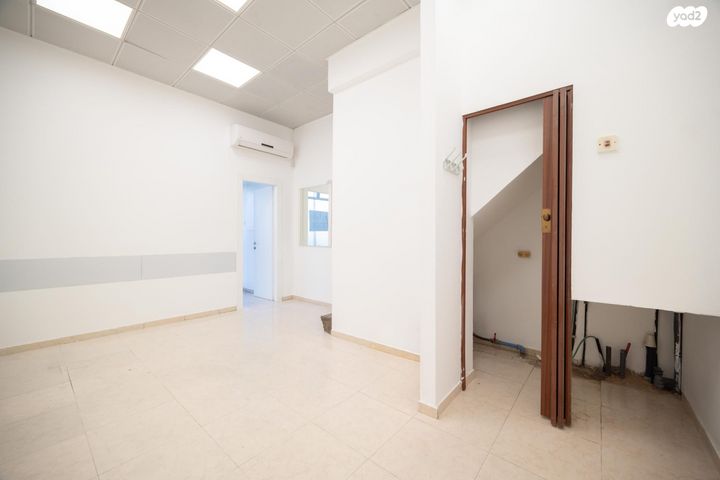 חנויות/ שטח מסחרי, יהושע שטמפפר 73, לב המושבה / מרכז העיר, פתח תקווה