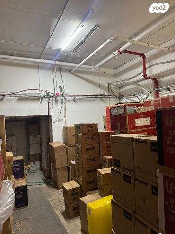 חנויות/ שטח מסחרי, יהודה איתין 1, אזור תעשיה מפרץ, חיפה