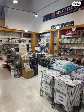 חנויות/ שטח מסחרי, יהודה איתין 1, אזור תעשיה מפרץ, חיפה