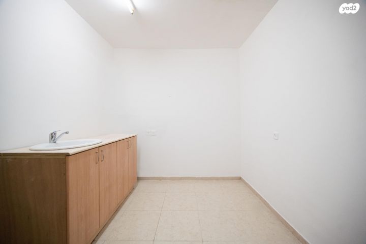 חנויות/ שטח מסחרי, יהושע שטמפפר 73, לב המושבה / מרכז העיר, פתח תקווה