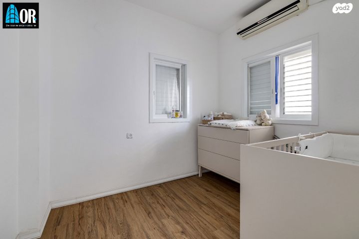 דירה, נתן ברניצקי, רמז, מערב ותיק, ראשון לציון