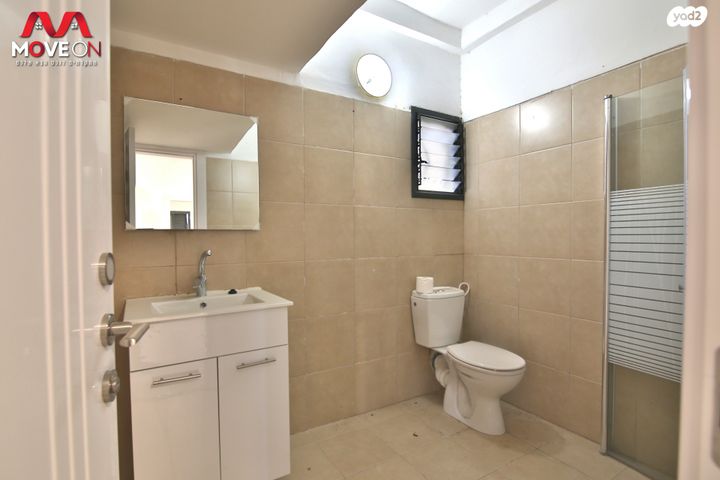 דירת גן, השעורה 8, שיכון ב, טבריה