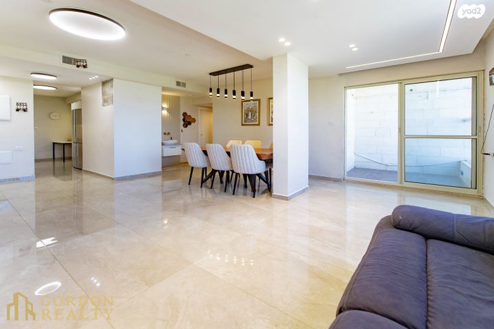 דירה, יואל הנביא 26, רמת אבי עזרי / רמת בית שמש ג-1, בית שמש