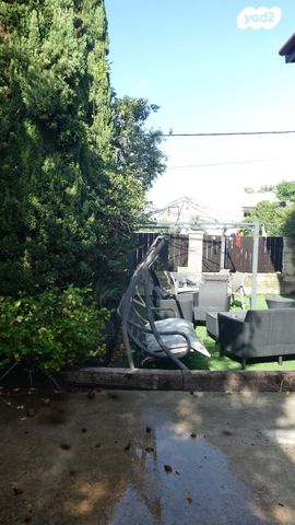 בית פרטי/ קוטג', שביל הרקפות, בן עמי, בן עמי