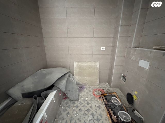 דירה, אנטיגונוס, קטמונים, ירושלים