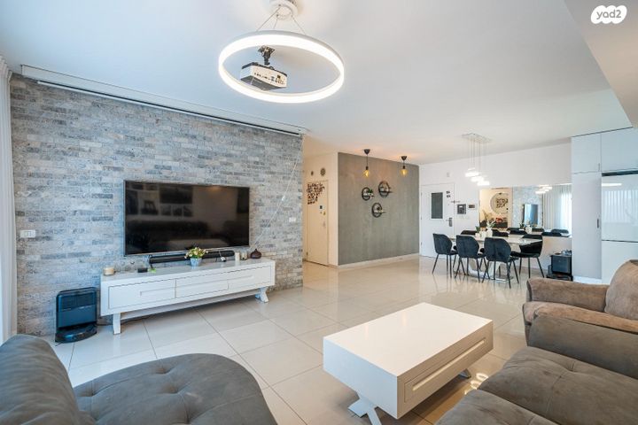 דירה, תרנ"א 30, מרכז העיר, חדרה