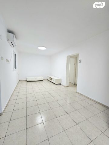 הרב אברהם הלל 17