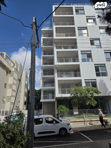 גג/ פנטהאוז, הניצנים 6, מרכז, הרצליה