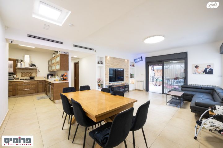 דירת גן, יעקב סלמן, בית הכרם, רמת בית הכרם, ירושלים