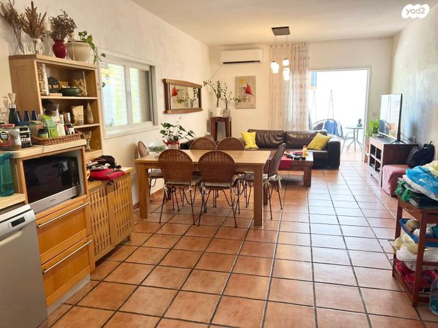 דירה, בן יהודה 14, הרצליה