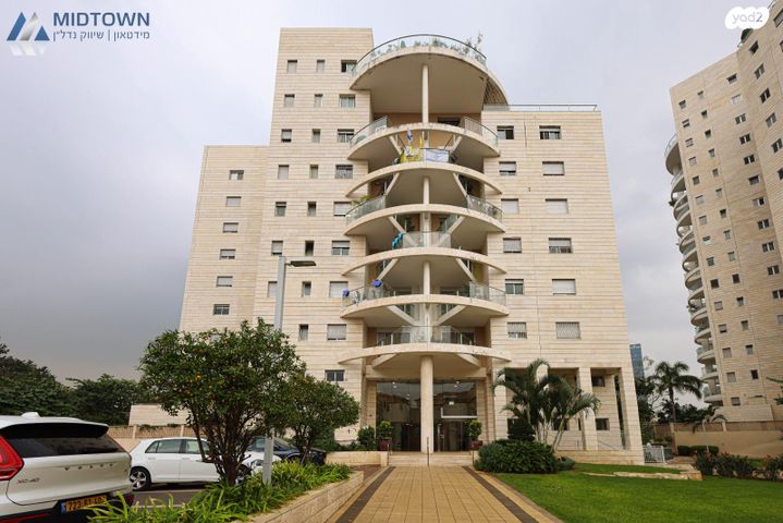 דירה, משעול גיל, ותיקים, כפר סבא