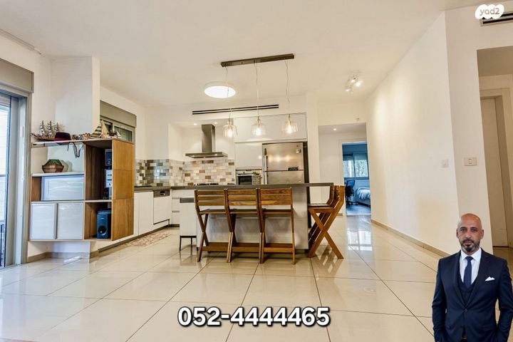 דירה, יטקובסקי אחים 32, כפר גנים ג, פתח תקווה